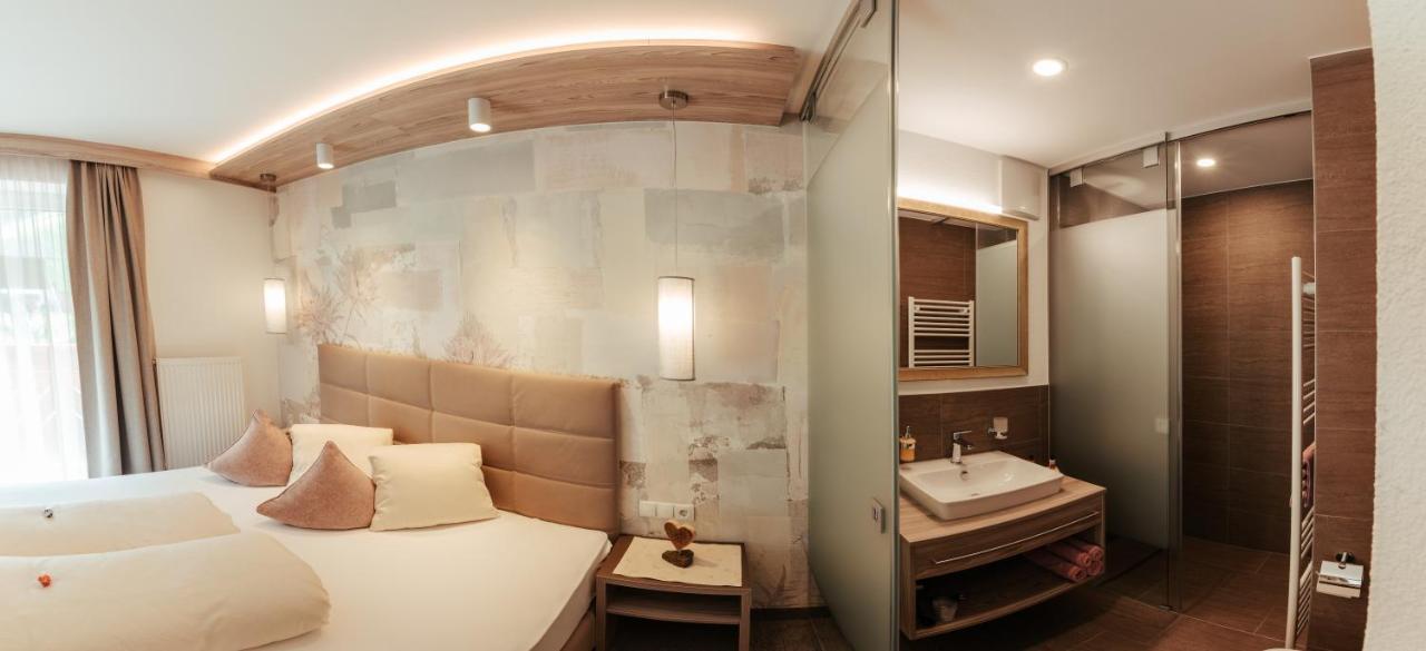 Hotel St-leonhard 3*