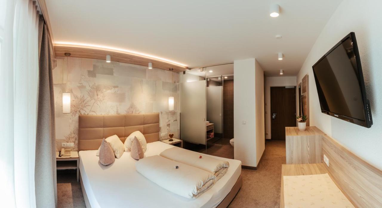 Hotel St-leonhard 3*